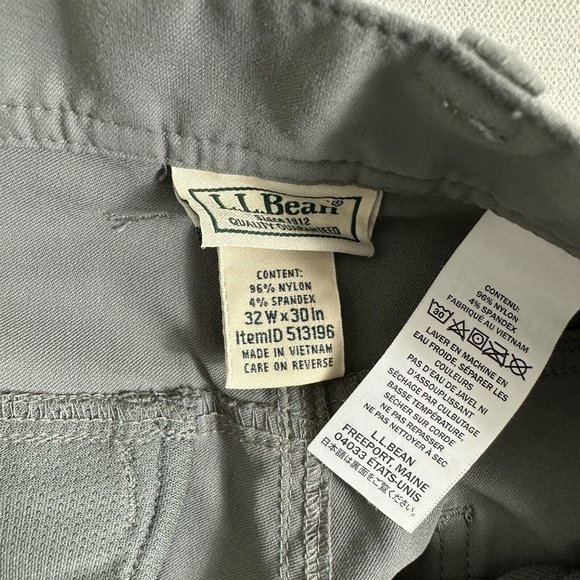 L.L. Bean Pants Mens Size 32x30 Performance Chino Outdoor Quick Dry Gray Nylon - Picture 8 of 8